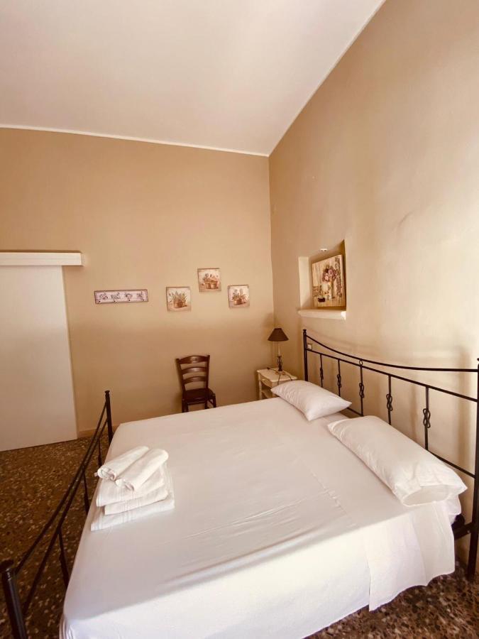 B&B Quasimare Порто-Чезарео Екстер'єр фото